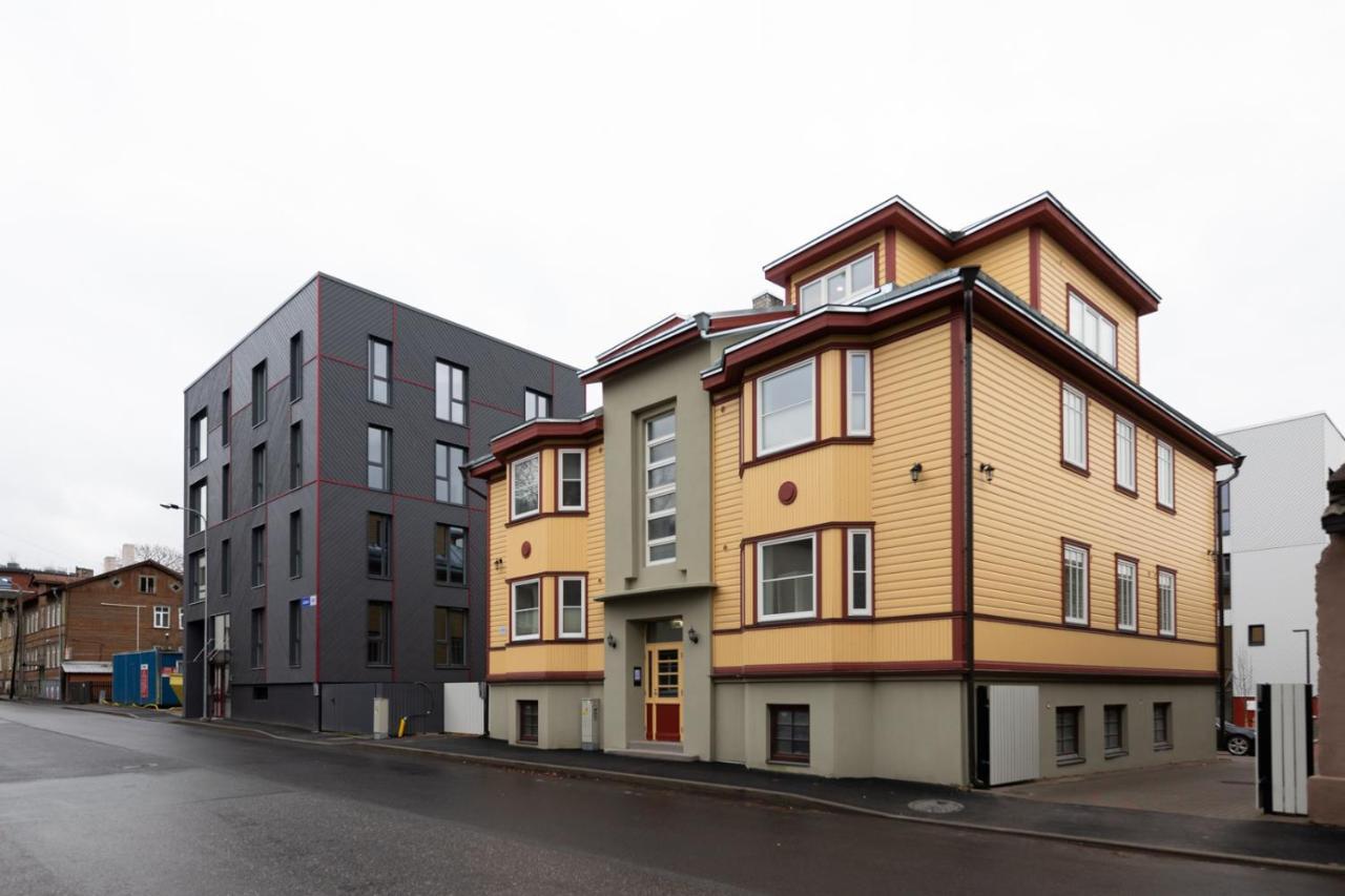 Charming 1Br In Superb Location, Free Parking & Wi-Fi Daire Tallinn Dış mekan fotoğraf